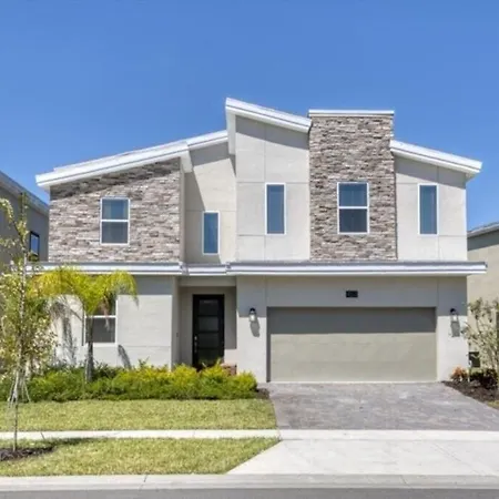 8 Bedrooms - 5 Bathrooms - Champions Gate 453Oc